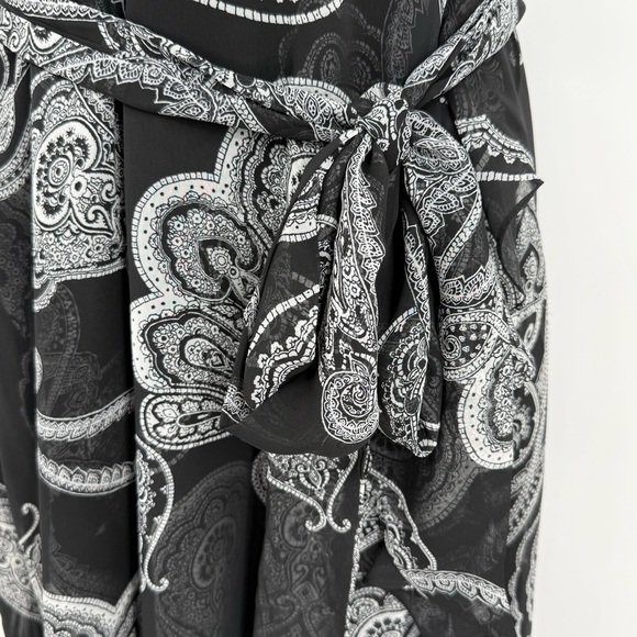 White House Black Market NWT Paisley Print Ruffle Faux Wrap Halter Dress Size 4 - Picture 5 of 11